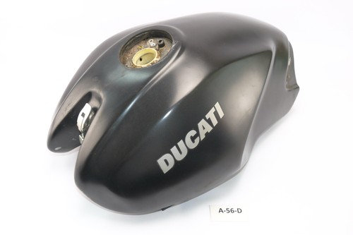 Ducati monster 600 - dark, m3
