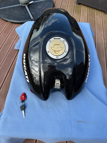 Réservoir pour ducati 600 - ducati,